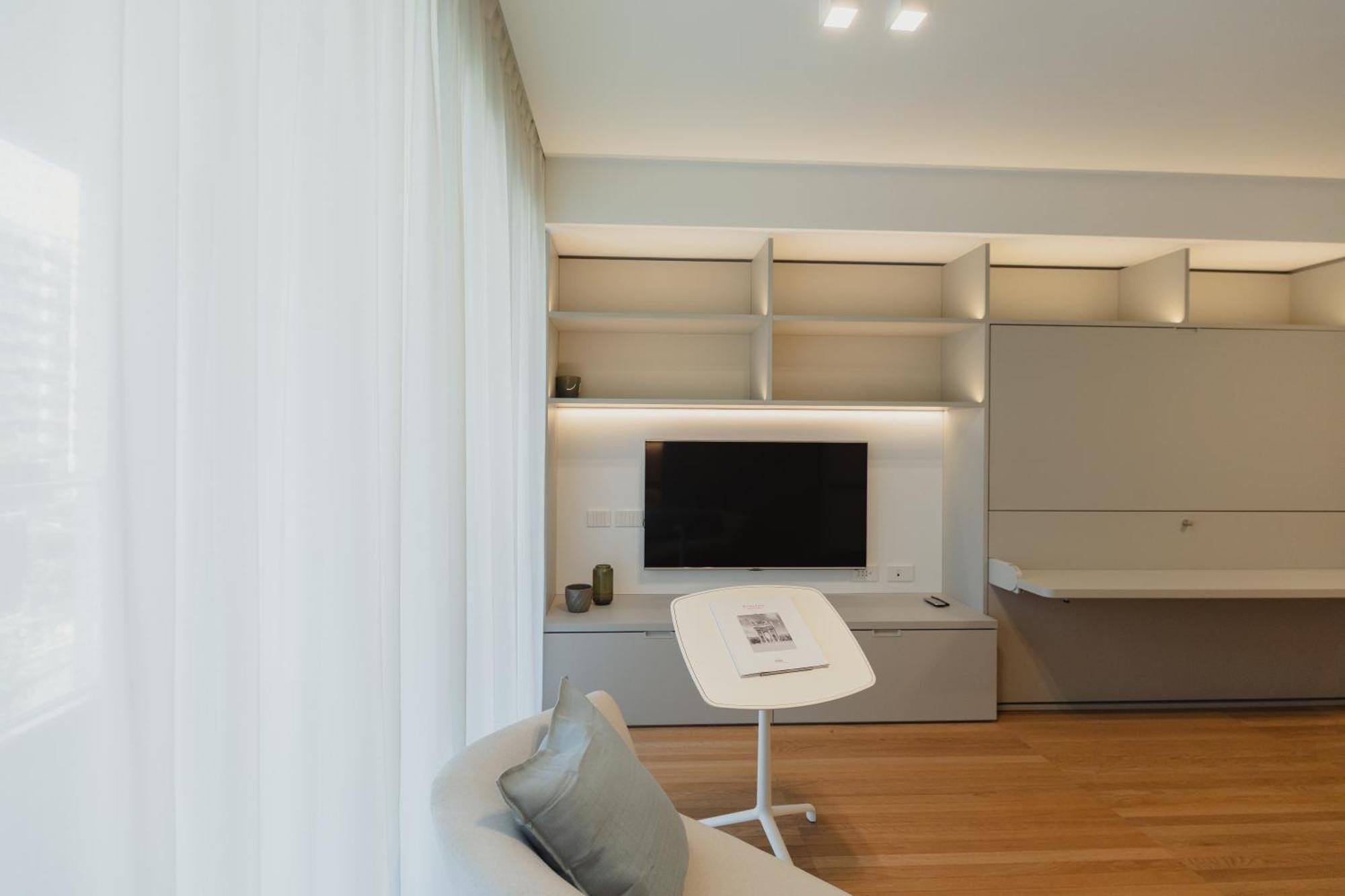 Gohost - Stylish 10 Min From Station *